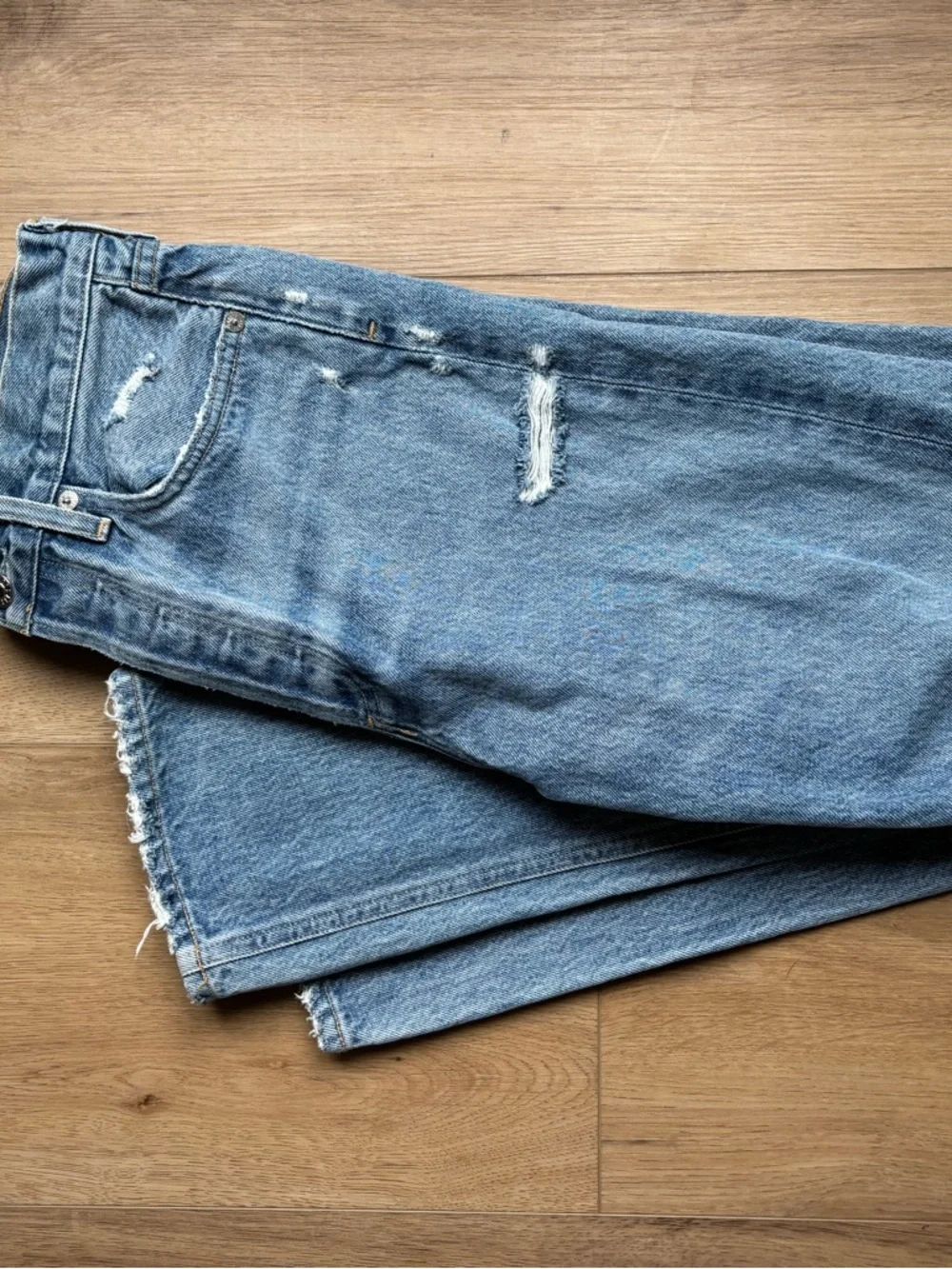 AGOLDE 90s Mid Rise Loose Fit Jean Blue Distressed Size 25